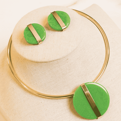 Conjunto Choker Aro Resina Verde Ouro