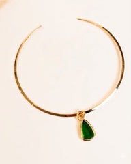 Colar Formato Pera Pedra Zircônia Esmeralda Aro Rígido Banho Ouro 18K