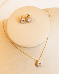 Conjunto Colar e Brincos Gota Cristal e Base Cravejados em Zircônias, Banho Ouro 18k