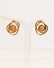 Brinco Hipoalergênico Orgânico Círculo Central Banho Ouro 18K