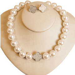 Conjunto Pérolas Trevo Cravejado Ródio Branco