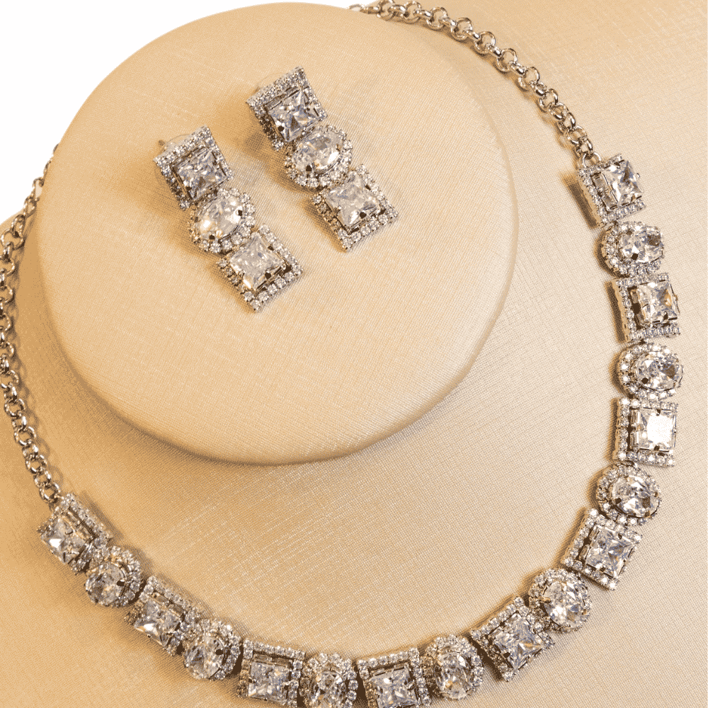 Conjunto Colar e Brincos Cravejado Quadrado e Oval
